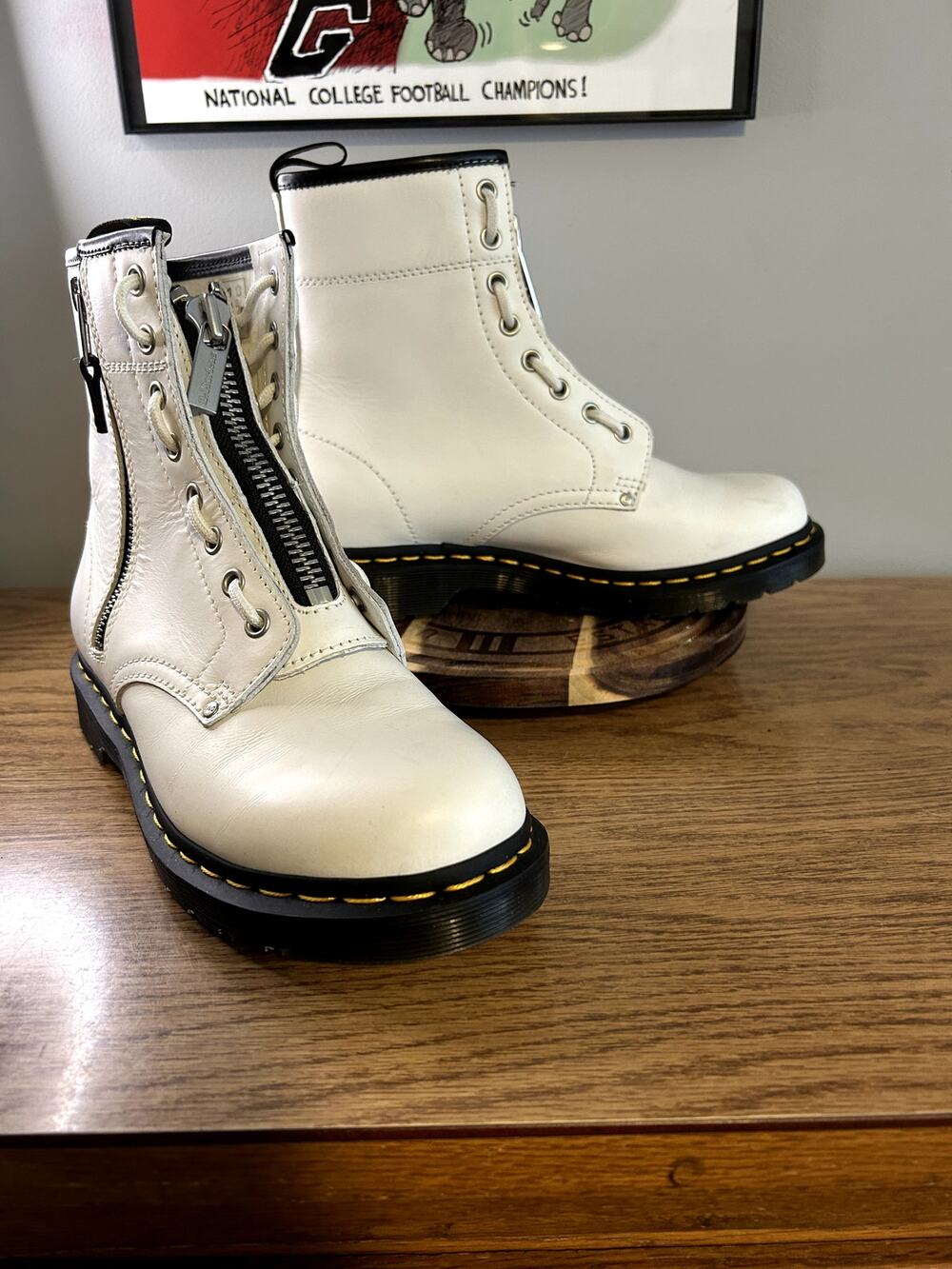 Dr Martens 1460 White Twin Zip size 8/EU 39